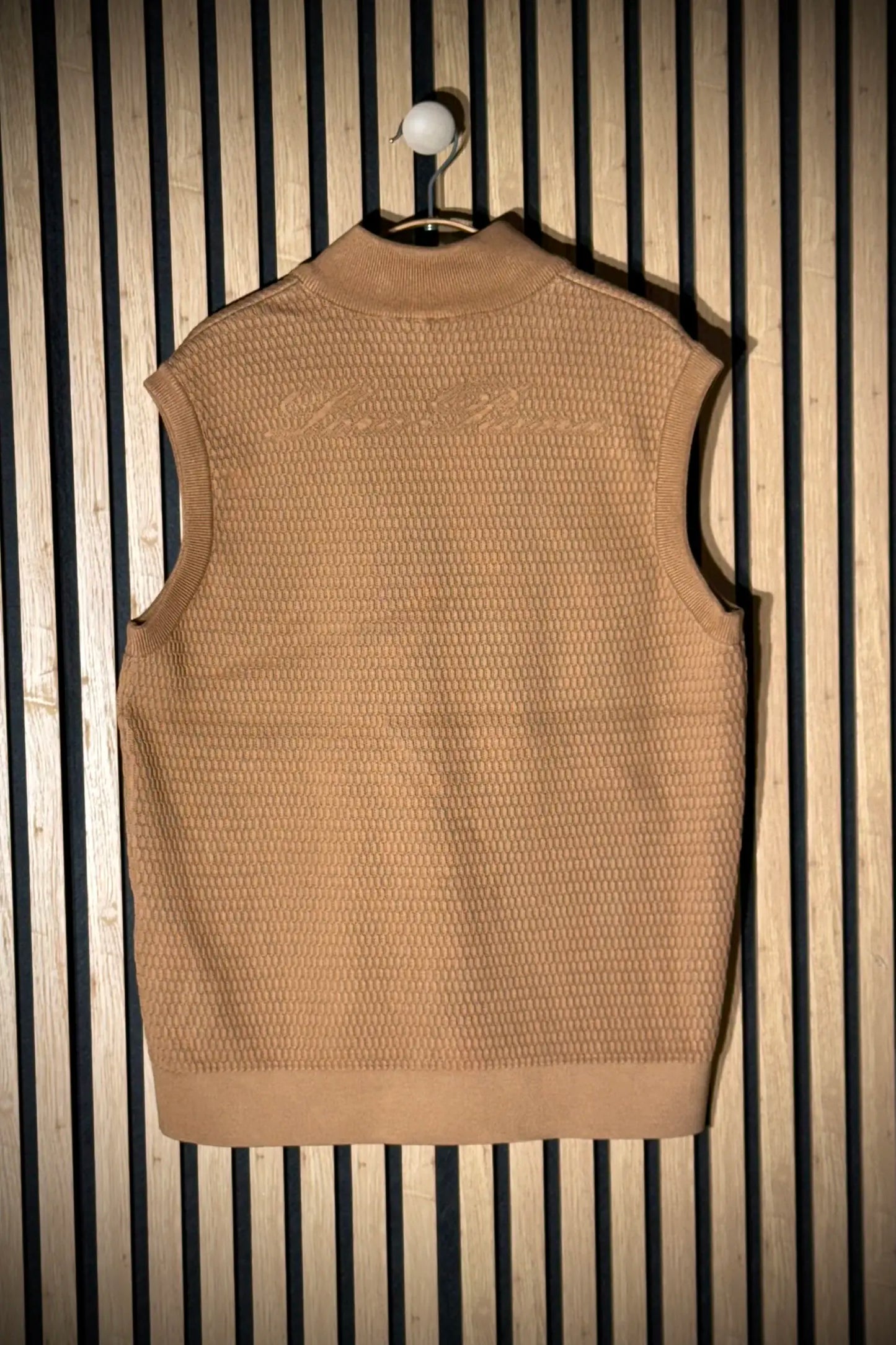 Loro Piana Knit Sleeveless Vest – Timeless Elegance